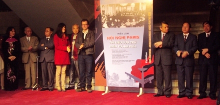 Exposición de archivos históricos sobre la Conferencia de París en 1973